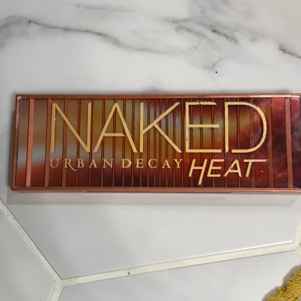UD eyeshadow